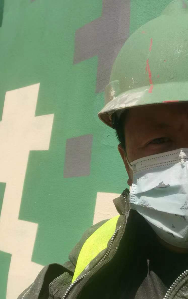 张家界迷彩漆未完全固化；